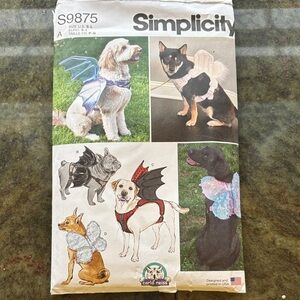 Simplicity S9875 harness with wings Pet Costume Pattern